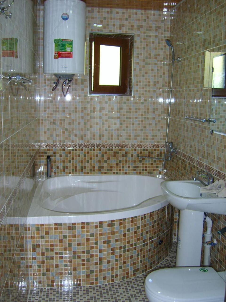 Hayat Guesthouse Nuratau Mountain Yukary-Ukhum Экстерьер фото