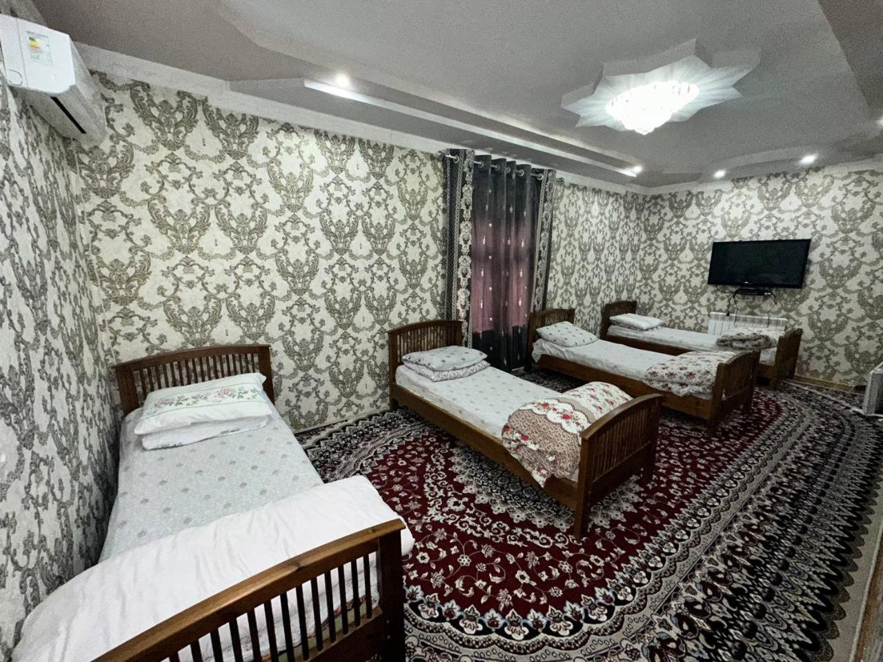 Hayat Guesthouse Nuratau Mountain Yukary-Ukhum Экстерьер фото
