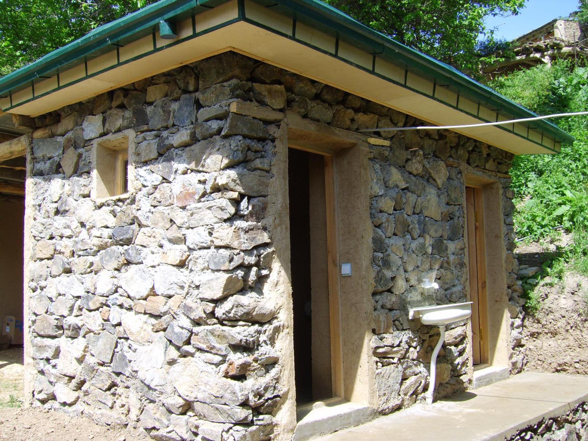 Hayat Guesthouse Nuratau Mountain Yukary-Ukhum Экстерьер фото