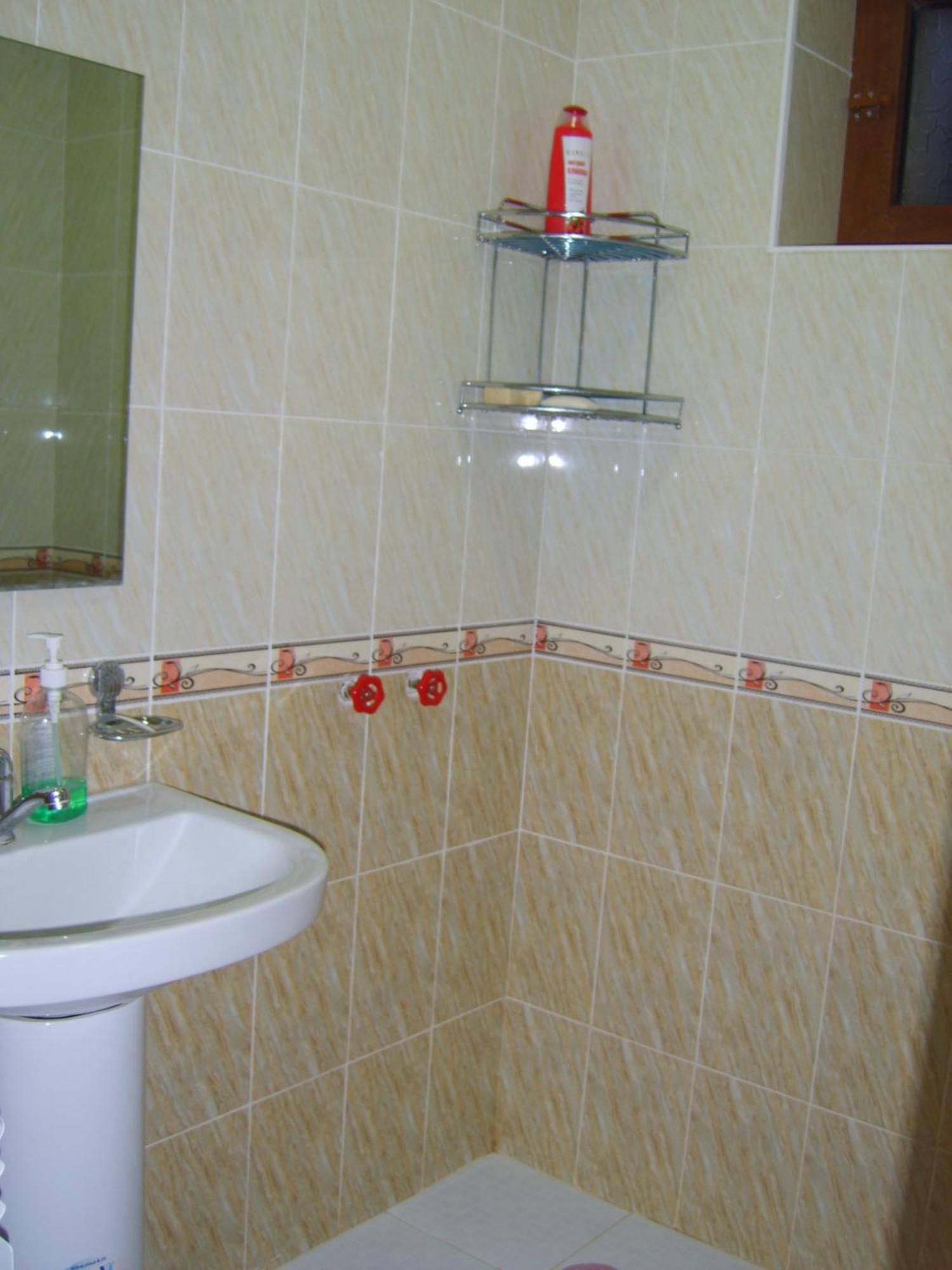 Hayat Guesthouse Nuratau Mountain Yukary-Ukhum Экстерьер фото