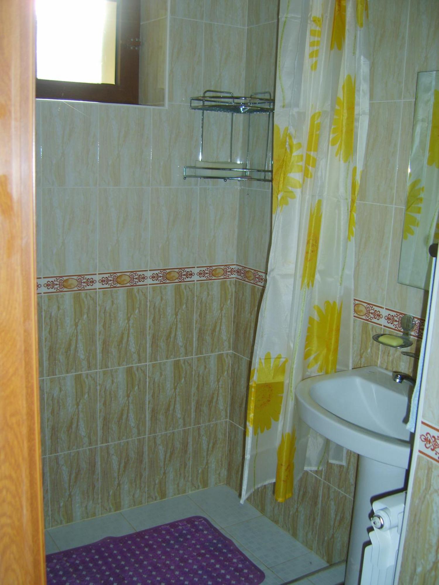 Hayat Guesthouse Nuratau Mountain Yukary-Ukhum Экстерьер фото