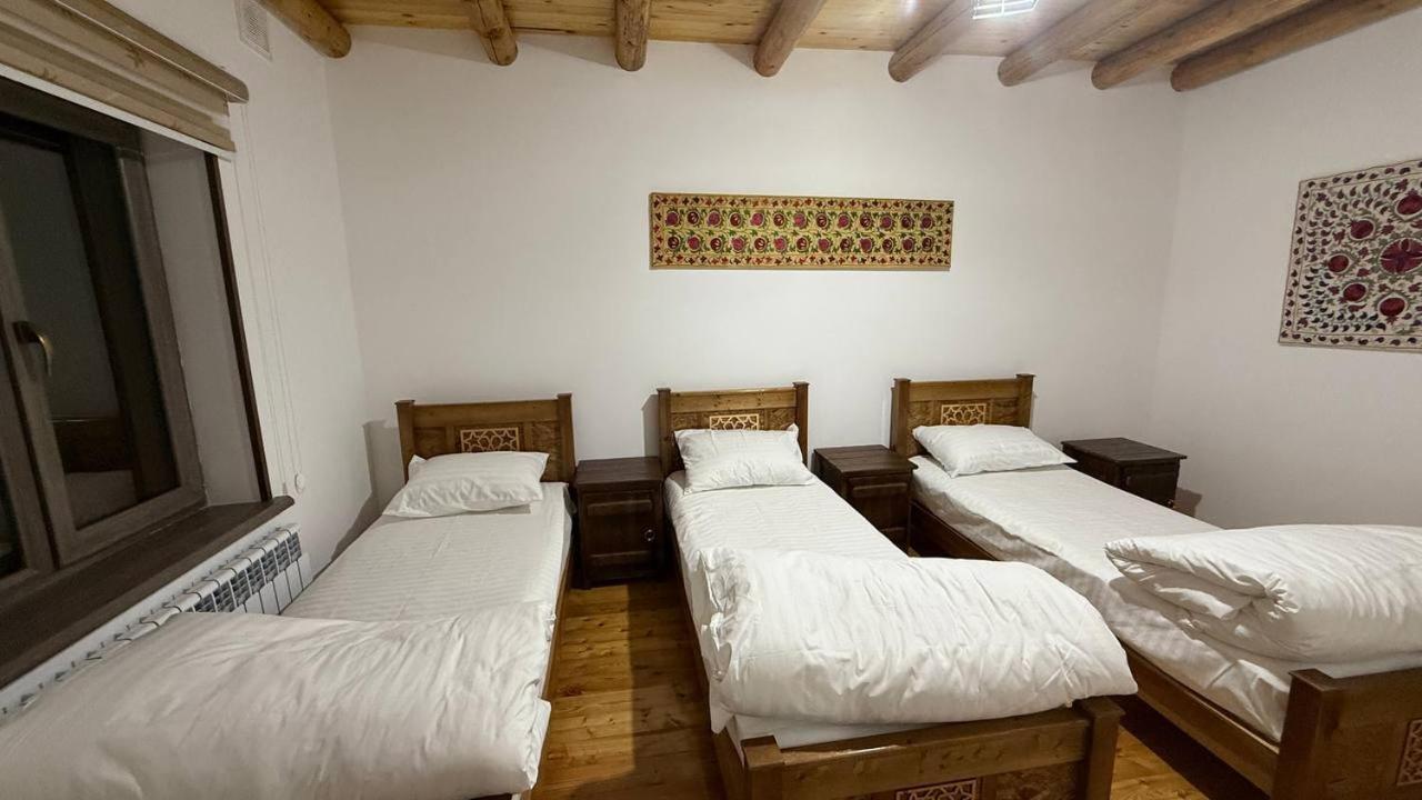 Hayat Guesthouse Nuratau Mountain Yukary-Ukhum Экстерьер фото